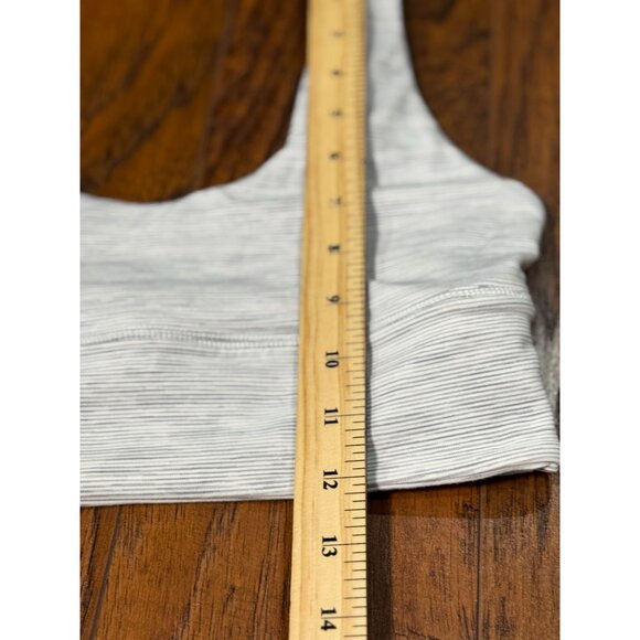 ECU Lululemon Size 6 White Gray Mini Stripe Align Reversible Bra Light support - Picture 9 of 9